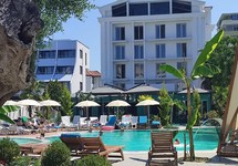 Garden Palace Hotel — Голем, Албанія мініатюра 9