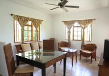 Le Surmer Chalets — о. Ла Діг, Сейшельські острови мініатюра 9