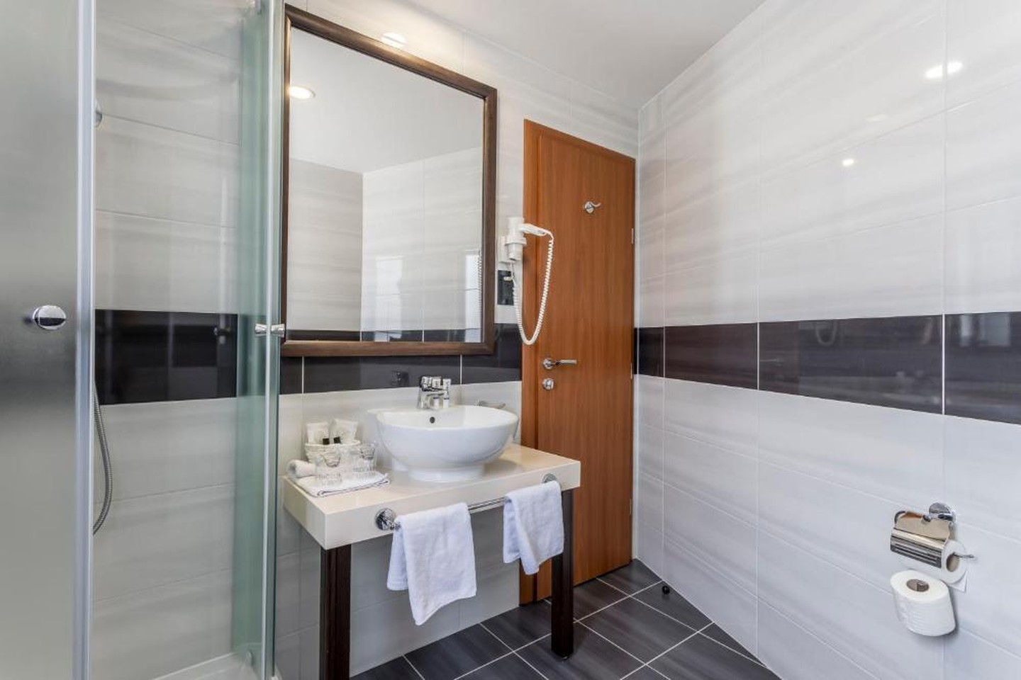 AS Hotel — Середня Далмація, Хорватія мініатюра 9