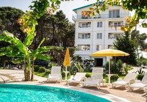 Garden Palace Hotel — Голем, Албанія мініатюра 8