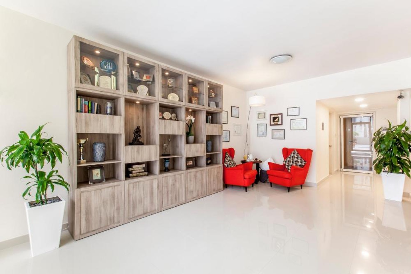 Golden Sands 10 Hotel Apartments — Дубаї, Об'єднані Арабські Емірати мініатюра 91