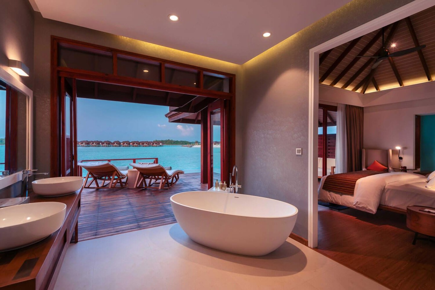Varu by Atmosphere Resort — Північний Мале Атол, Мальдіви мініатюра 12