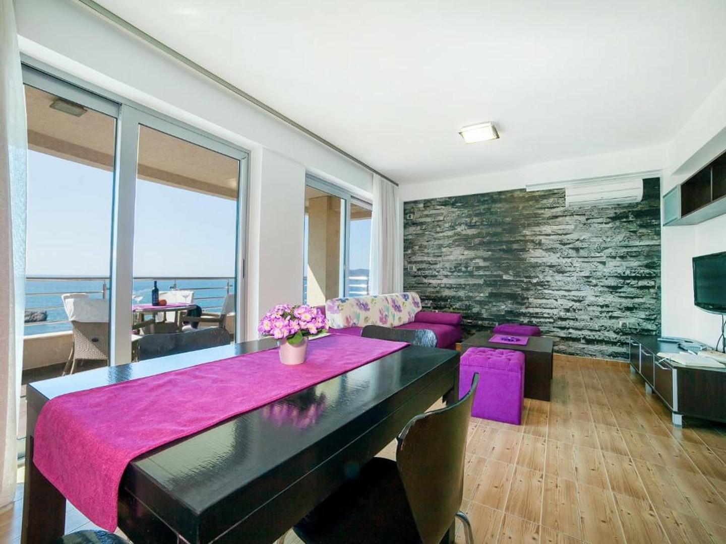 Raymond Apartments — Будванськая Рівʼєра, Чорногорія мініатюра 141