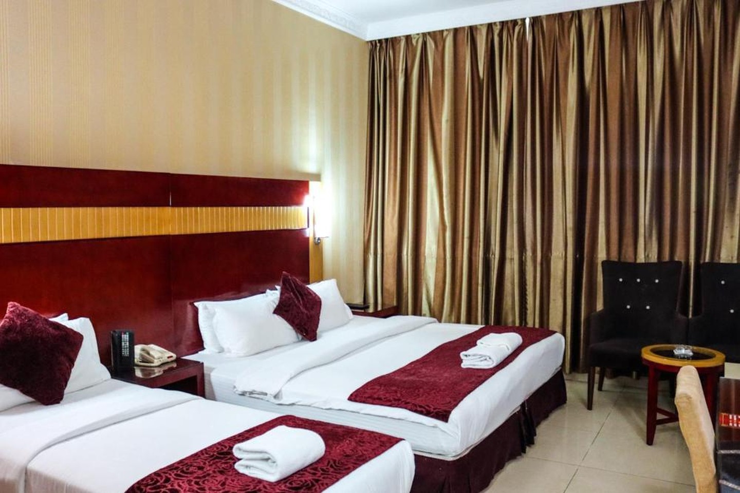 Phoenix Hotel — Дубаї, Об'єднані Арабські Емірати мініатюра 73