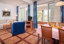 Fontana Resort Adriatiq Group — о. Хвар, Хорватія мініатюра 7
