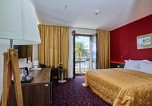 Pine Hotel — Боко-Которська бухта, Чорногорія мініатюра 9