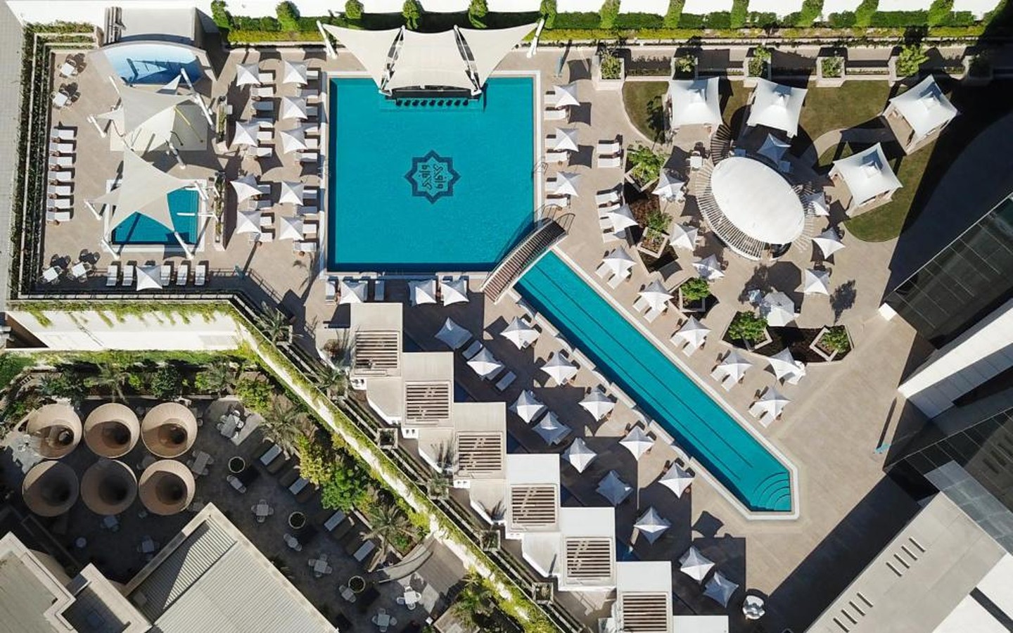 Sofitel Dubai The Obelisk — Дубаї, Об'єднані Арабські Емірати мініатюра 318