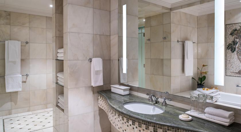 Palazzo Versace Dubai — Дубаї, Об'єднані Арабські Емірати мініатюра 92