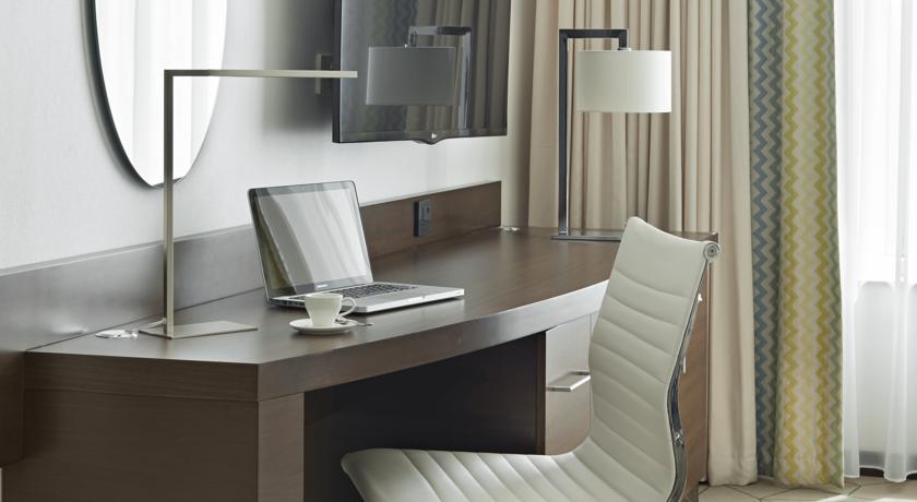 Hyatt Place Dubai Baniyas Square — Дубаї, Об'єднані Арабські Емірати мініатюра 58