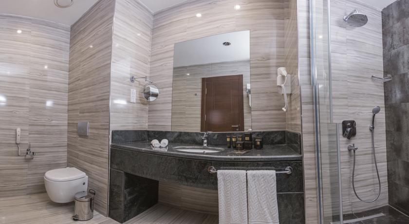 JRW Welmond Hotel & Casino Batumi — Батумі, Грузія мініатюра 112