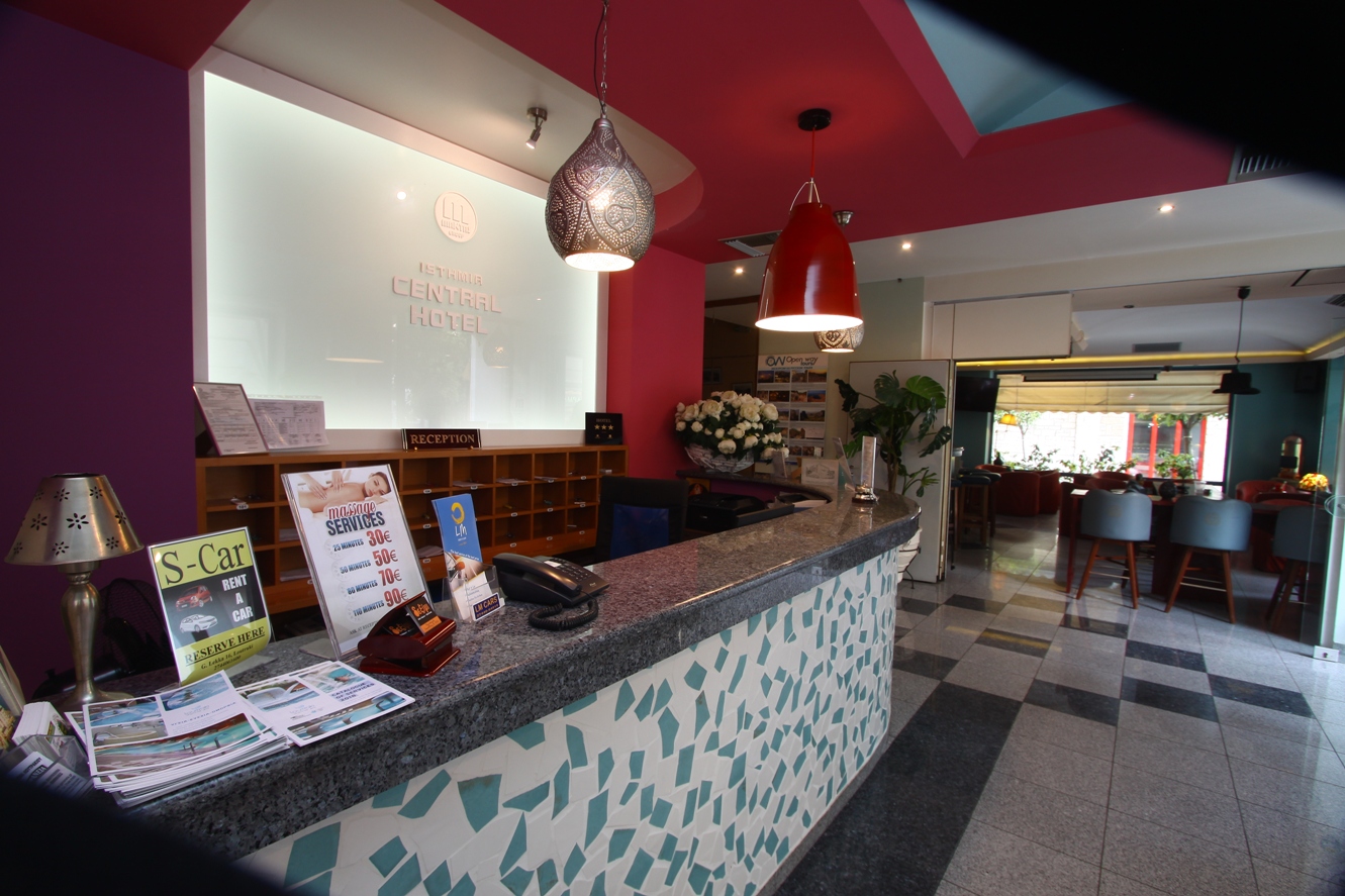 Central Hotel — Лутракі (Коринфія), Греція мініатюра 73