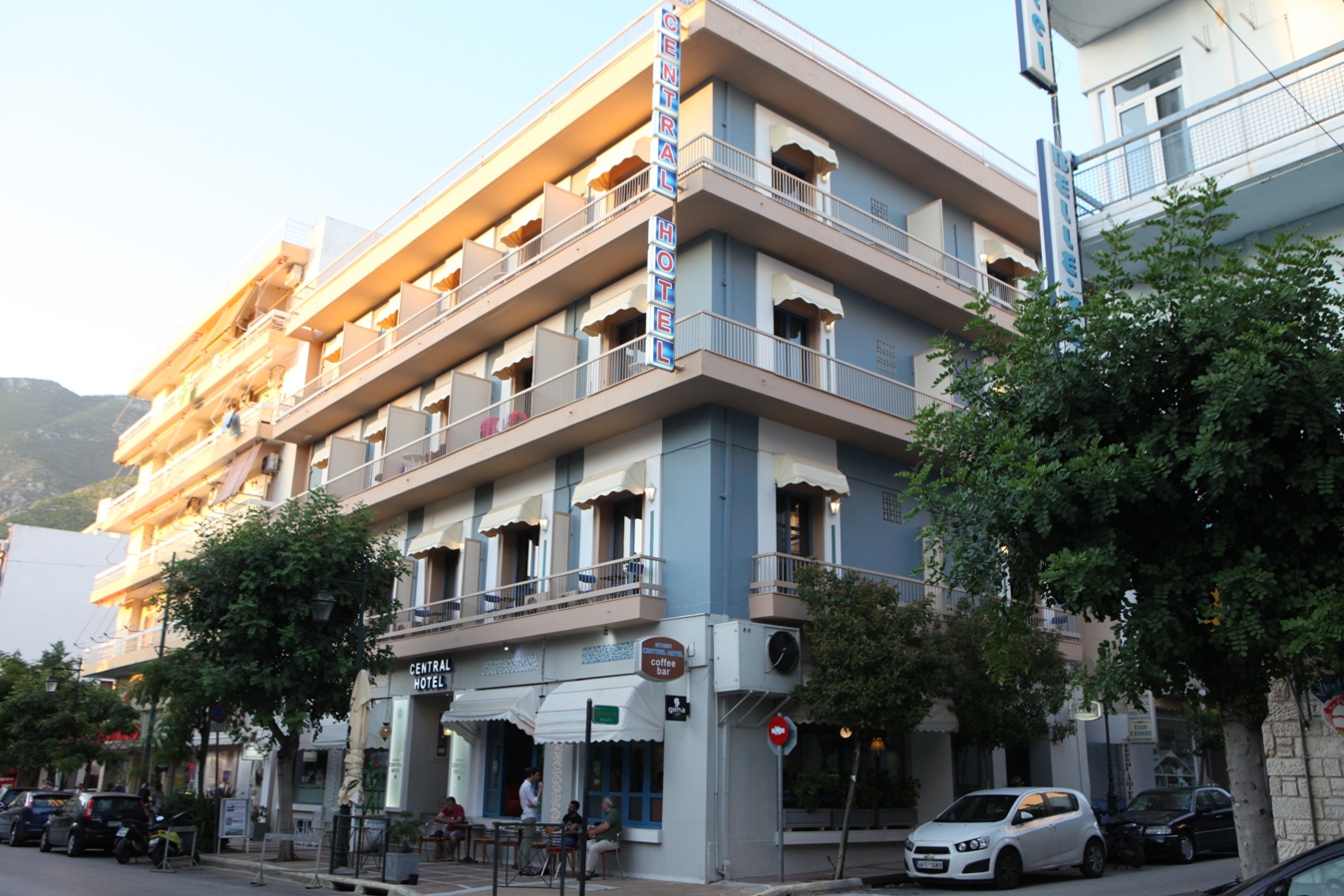 Central Hotel — Лутракі (Коринфія), Греція мініатюра 72