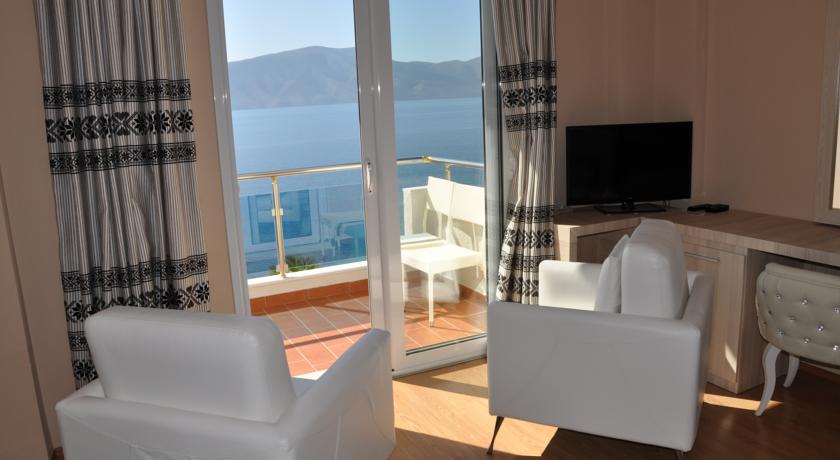 Coral Hotel & Resort Radhime — Орикум, Албанія мініатюра 7