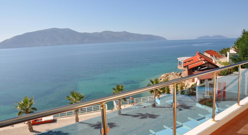 Coral Hotel & Resort Radhime — Орикум, Албанія мініатюра 8