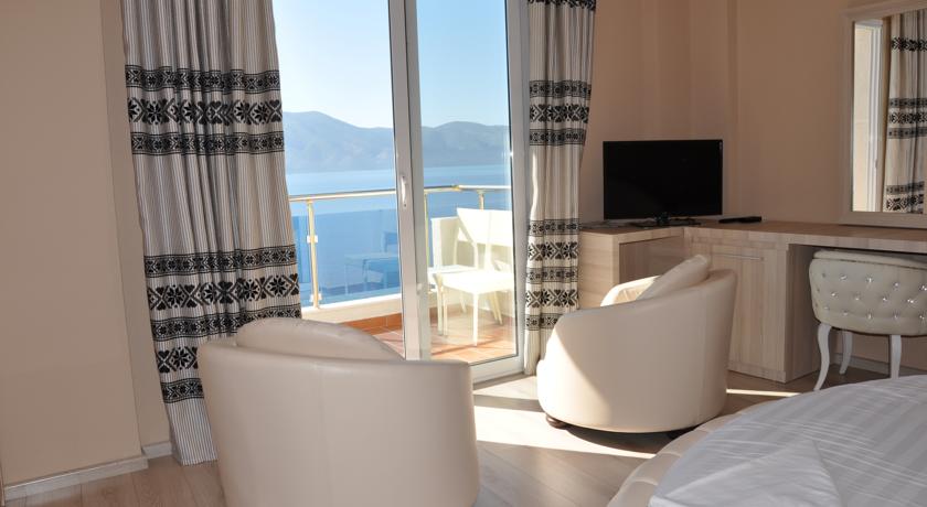 Coral Hotel & Resort Radhime — Орикум, Албанія мініатюра 10