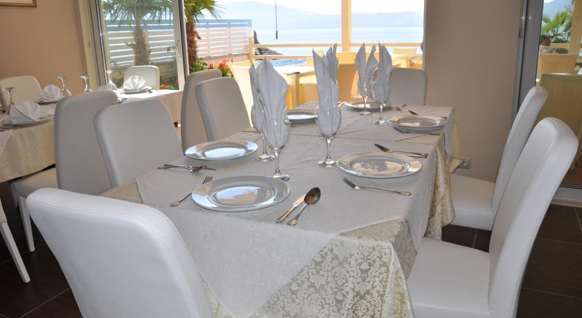 Coral Hotel & Resort Radhime — Орикум, Албанія мініатюра 19