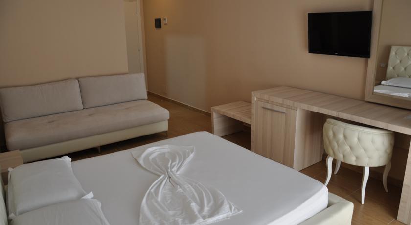 Coral Hotel & Resort Radhime — Орикум, Албанія мініатюра 40