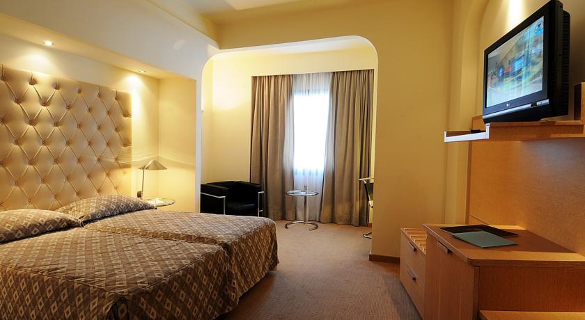 Club Hotel Casino Loutraki — Лутракі (Коринфія), Греція мініатюра 15