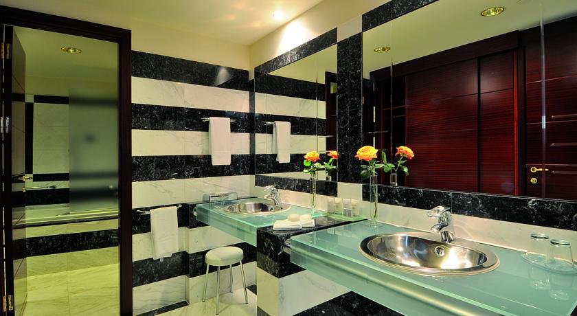 Club Hotel Casino Loutraki — Лутракі (Коринфія), Греція мініатюра 19
