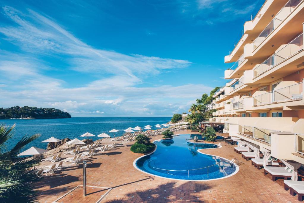 Iberostar Suite Jardin del Sol Santa Ponsa, Кальвія, Іспанія мініатюра 37