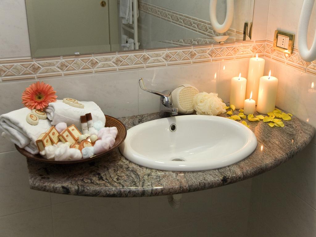 President Hotel — Емілія Романья, Італія мініатюра 220