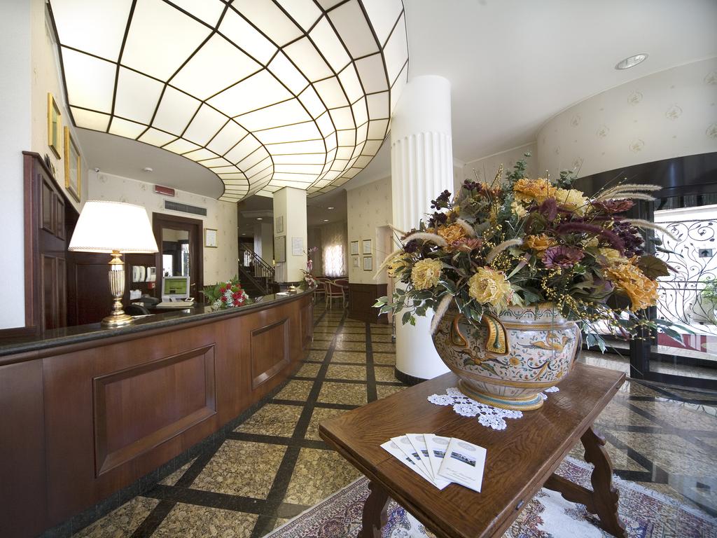 President Hotel — Емілія Романья, Італія мініатюра 224