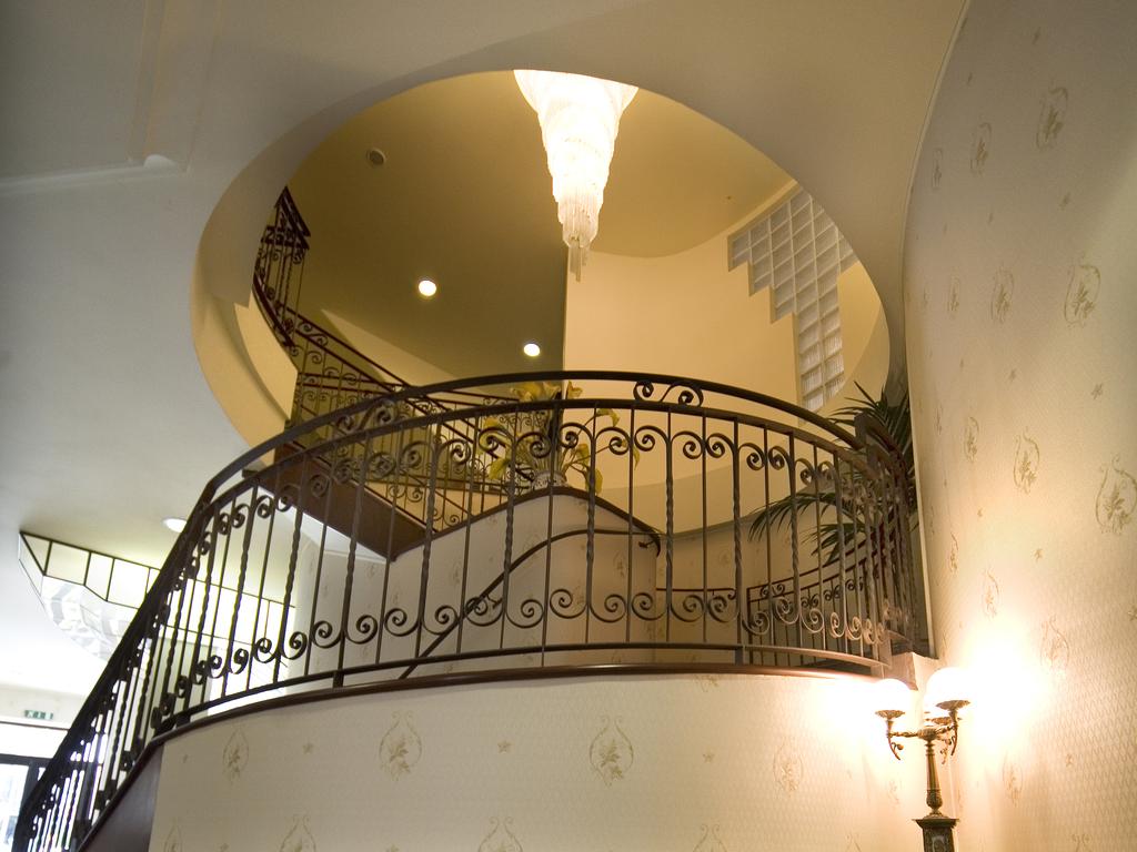 President Hotel — Емілія Романья, Італія мініатюра 231