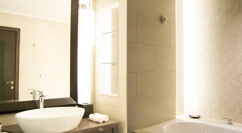 Sheraton Sharjah Beach Resort & Spa — Шарджа, Об'єднані Арабські Емірати мініатюра 132