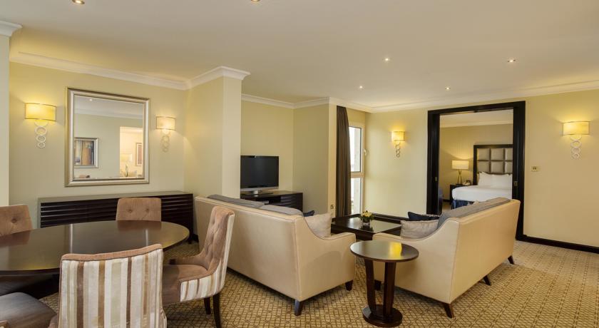 Radisson Blu Hotel & Resort Abu Dhabi Corniche — Абу Дабі, Об'єднані Арабські Емірати мініатюра 146