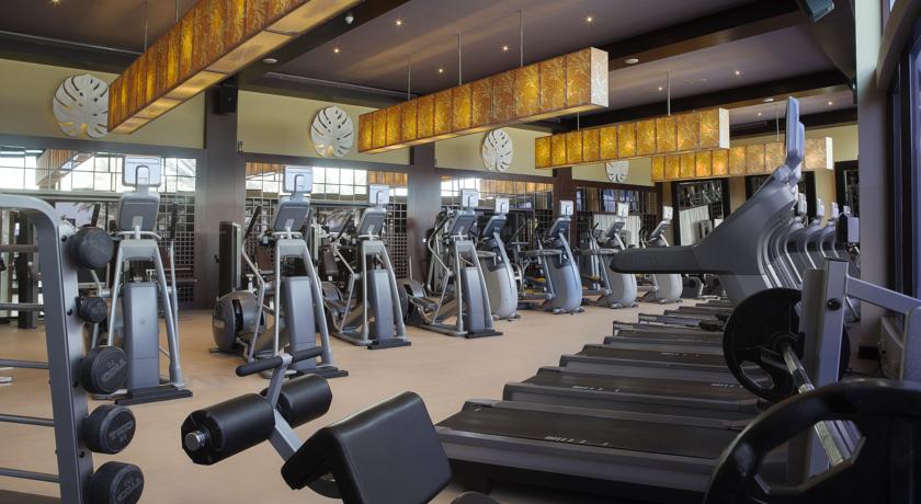 Radisson Blu Hotel & Resort Abu Dhabi Corniche — Абу Дабі, Об'єднані Арабські Емірати мініатюра 163