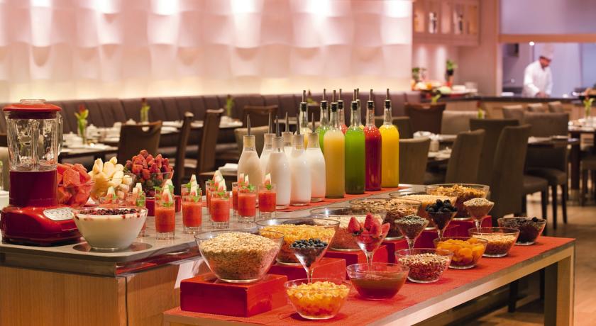 Movenpick Hotel & Apartments Bur Dubai — Дубаї, Об'єднані Арабські Емірати мініатюра 190
