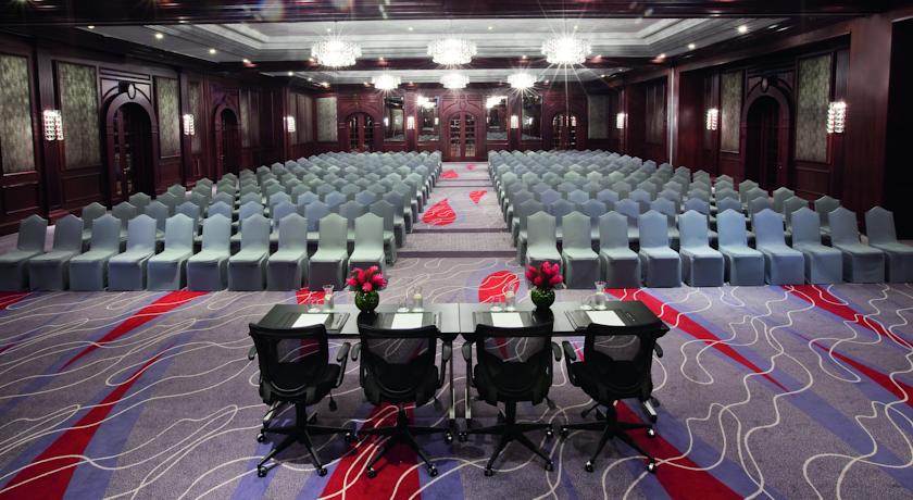 Movenpick Hotel & Apartments Bur Dubai — Дубаї, Об'єднані Арабські Емірати мініатюра 195