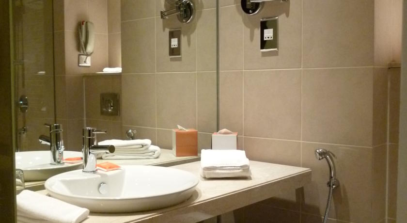 Centro Yas Island Rotana — Абу Дабі, Об'єднані Арабські Емірати мініатюра 28
