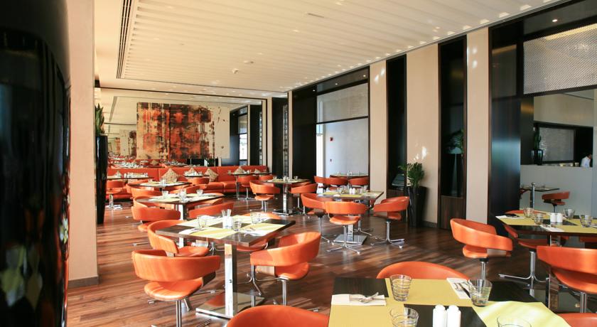 Centro Yas Island Rotana — Абу Дабі, Об'єднані Арабські Емірати мініатюра 34