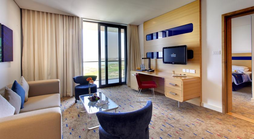 Park Inn by Radisson Abu Dhabi Yas Island — Абу Дабі, Об'єднані Арабські Емірати мініатюра 7