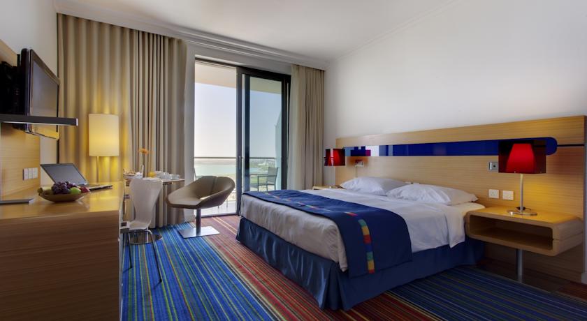 Park Inn by Radisson Abu Dhabi Yas Island — Абу Дабі, Об'єднані Арабські Емірати мініатюра 12