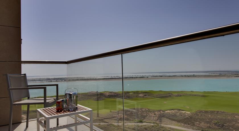 Park Inn by Radisson Abu Dhabi Yas Island — Абу Дабі, Об'єднані Арабські Емірати мініатюра 13
