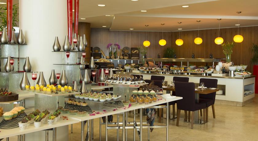 Radisson Blu Hotel Yas Island, Абу Дабі, Об'єднані Арабські Емірати мініатюра 17