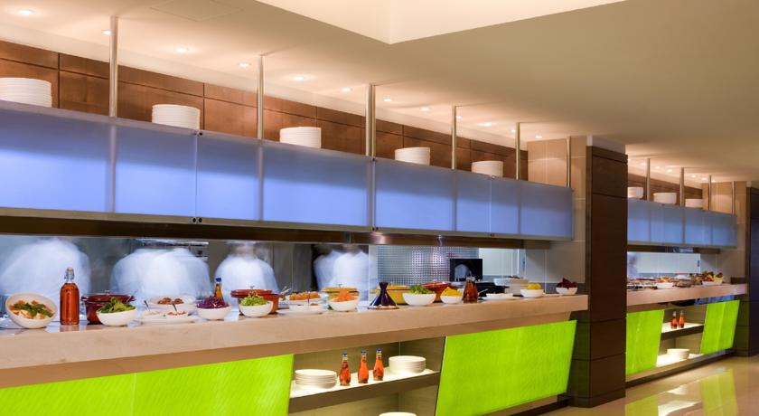 Traders Hotel Qaryat Al Beri Abu Dhabi — Абу Дабі, Об'єднані Арабські Емірати мініатюра 23