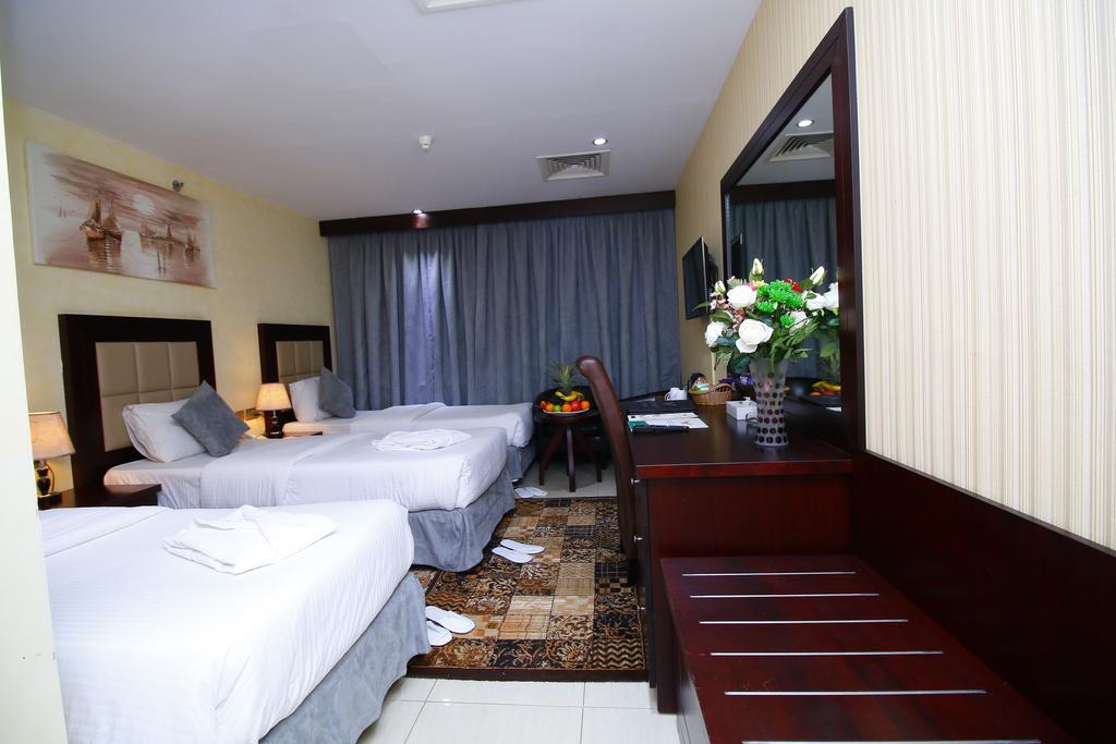 Royal Falcon Hotel — Дубаї, Об'єднані Арабські Емірати мініатюра 57