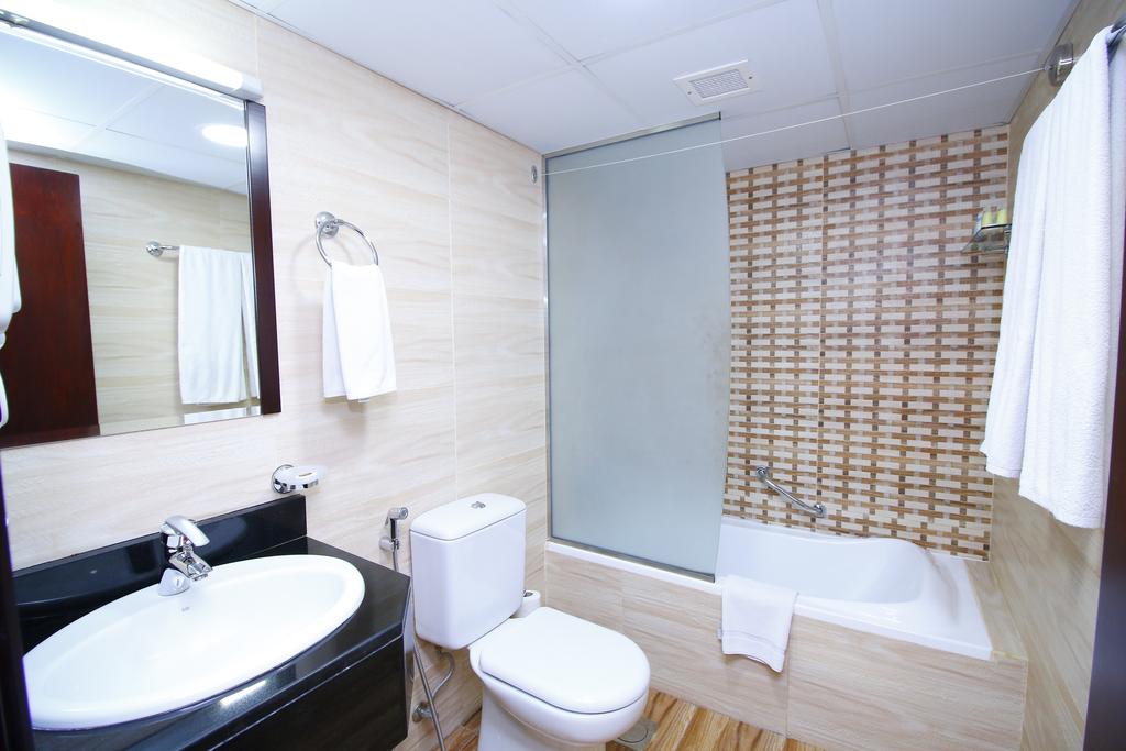 Royal Falcon Hotel — Дубаї, Об'єднані Арабські Емірати мініатюра 62