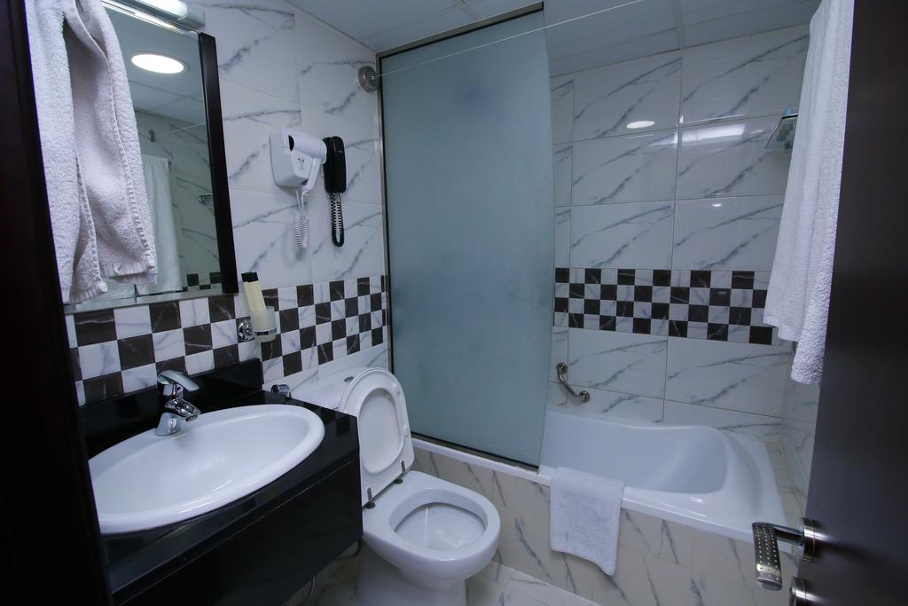 Royal Falcon Hotel — Дубаї, Об'єднані Арабські Емірати мініатюра 63