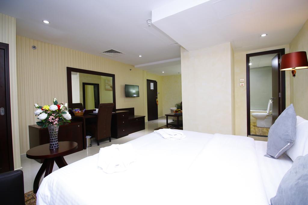 Royal Falcon Hotel — Дубаї, Об'єднані Арабські Емірати мініатюра 67