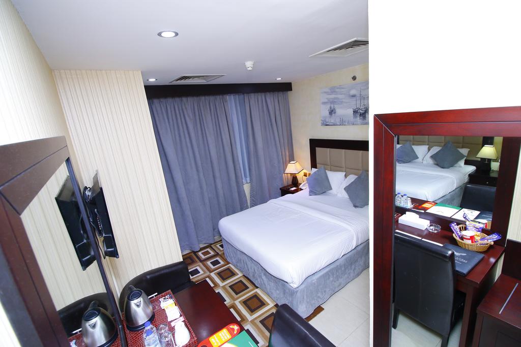Royal Falcon Hotel — Дубаї, Об'єднані Арабські Емірати мініатюра 68