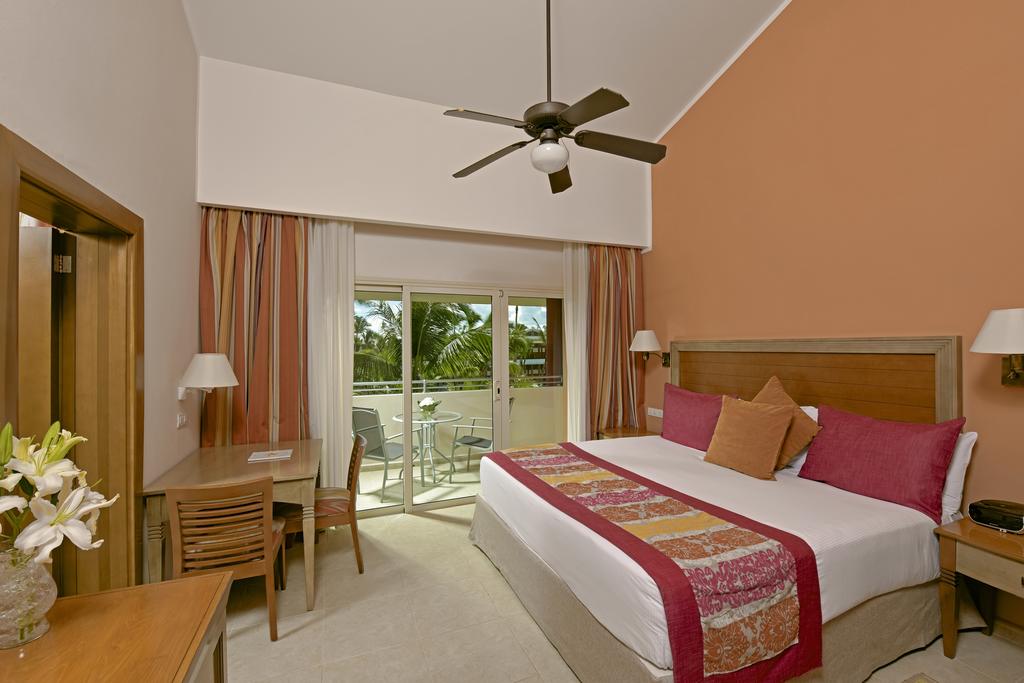 Iberostar Waves Punta Cana — Баваро, Домініканська Республіка мініатюра 38
