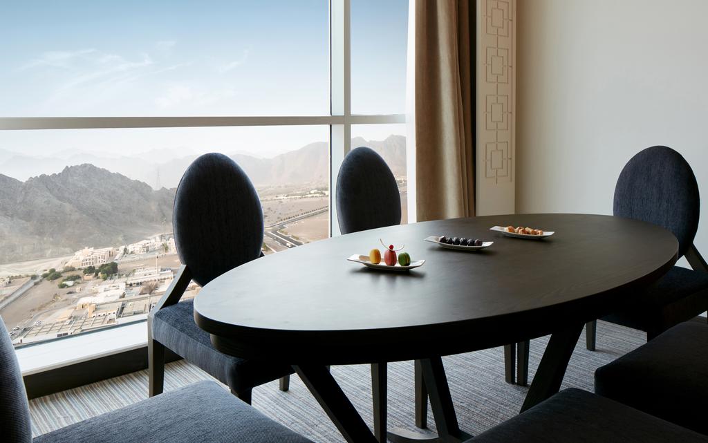Royal M Hotel Fujairah — Фуджейра, Об'єднані Арабські Емірати мініатюра 12