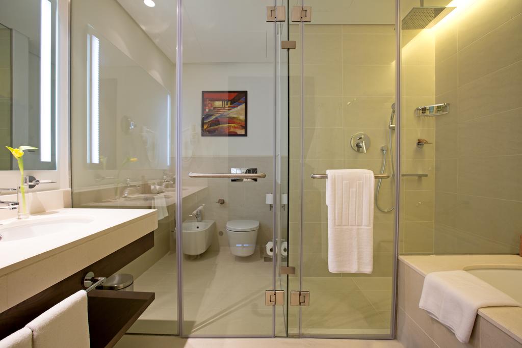 Royal M Hotel Fujairah — Фуджейра, Об'єднані Арабські Емірати мініатюра 35