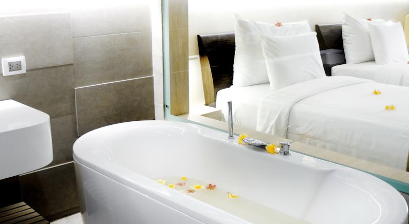 D-Beach Pattaya Discovery Beach Hotel, Паттайя, Таїланд мініатюра 7