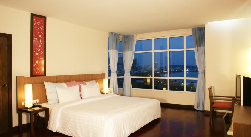 D-Beach Pattaya Discovery Beach Hotel, Паттайя, Таїланд мініатюра 8