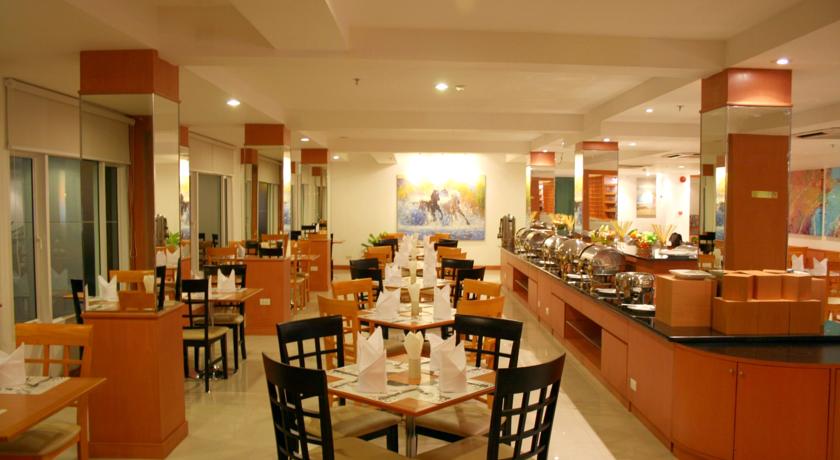 Baron Beach Hotel Bang Lamung — Банг Ламунг, Таїланд мініатюра 19
